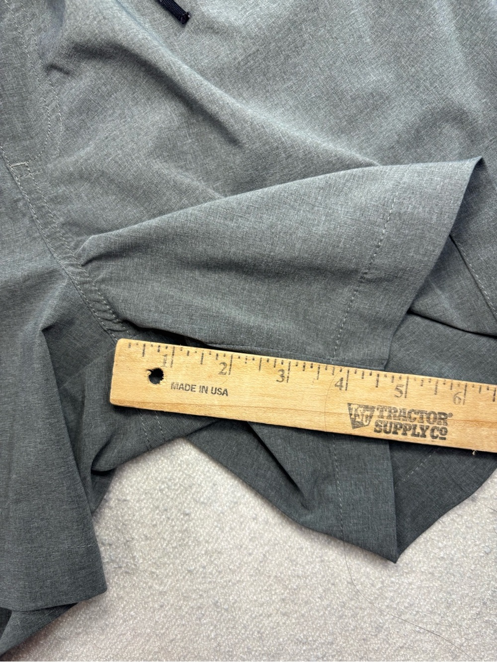 Chubbies Men’s Swim Trunks Gray 5.5” Inseam Unlined Stretch Swim Shorts Size S - Picture 4 of 7